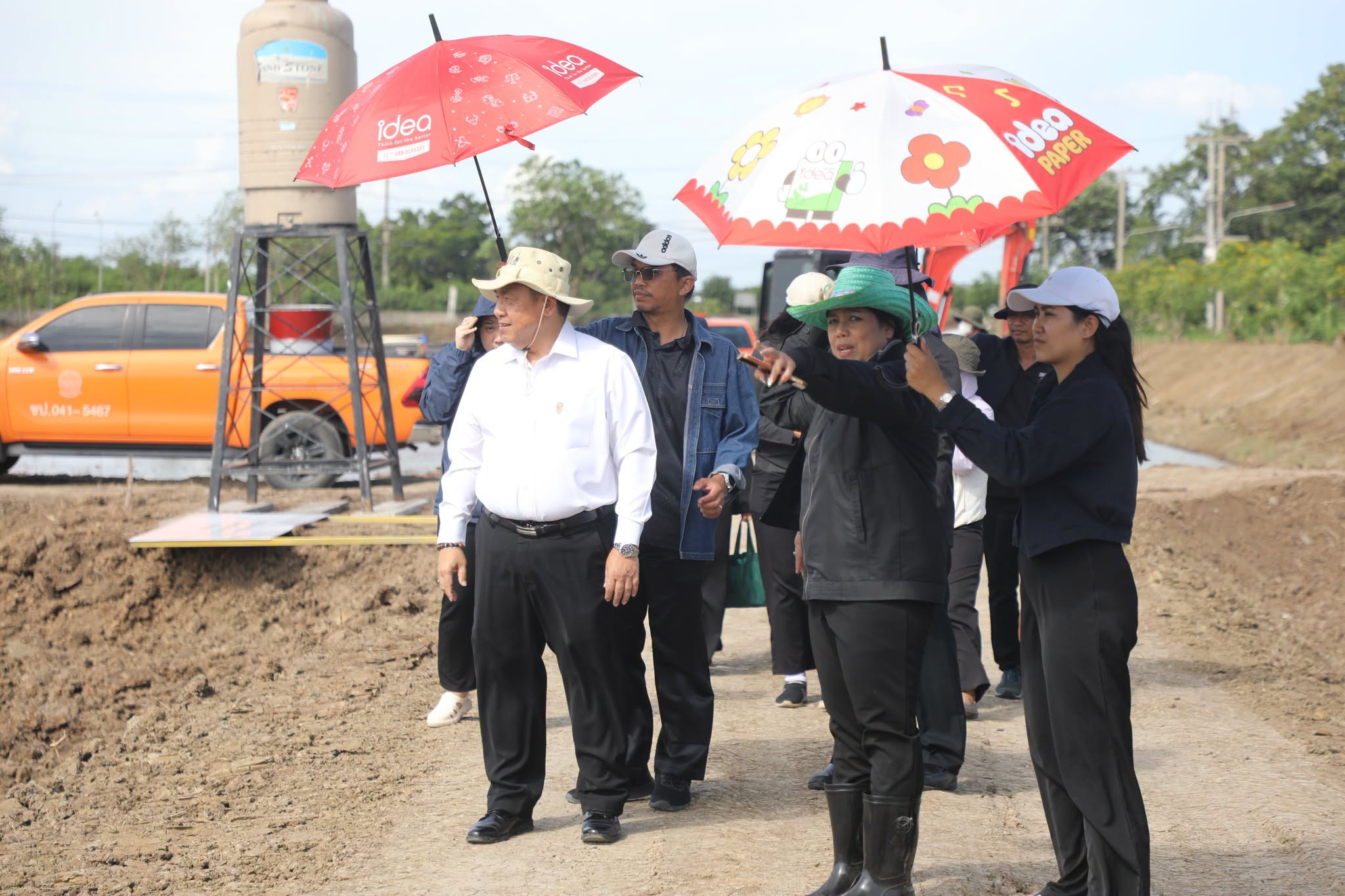 title - ส.ป.ก. ลงพื้นที่ตรวจความพร้อม เตรียมจัดงานจิตอาสาพัฒนาด้านการเกษตร ณ ศูนย์ศิลปาชีพบางไทร
